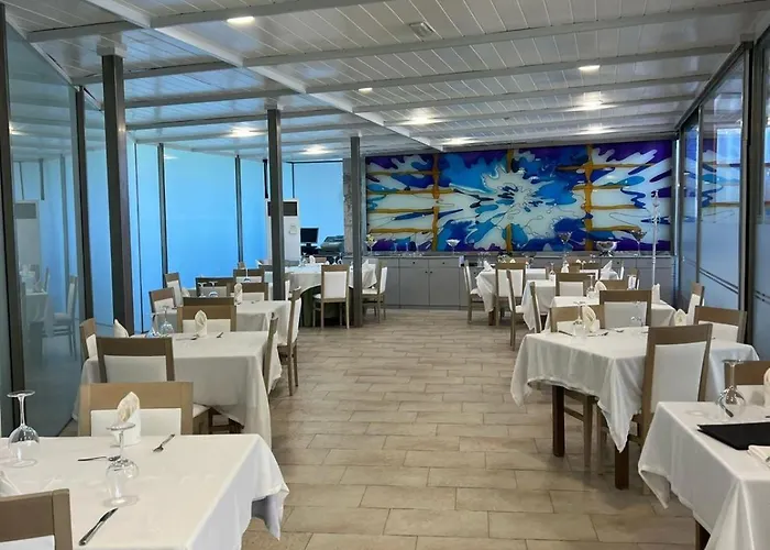 Maria 3* Revilla De Camargo