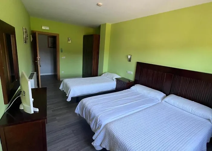 Maria 3* Revilla De Camargo