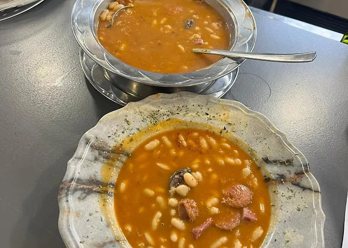 Hotell Maria Revilla De Camargo