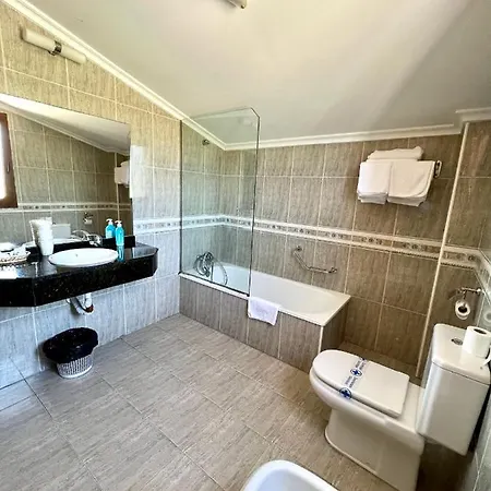 Maria Hotel Revilla De Camargo
