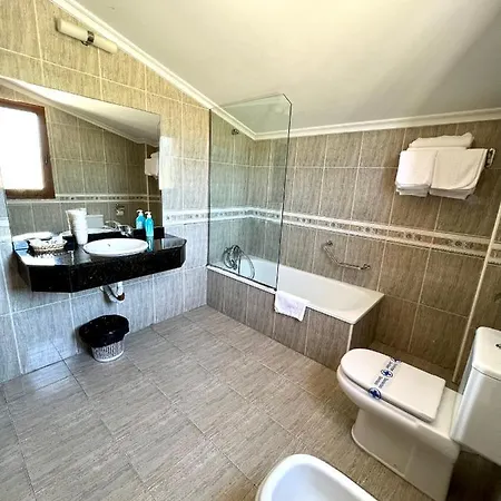 Maria 3* Revilla De Camargo