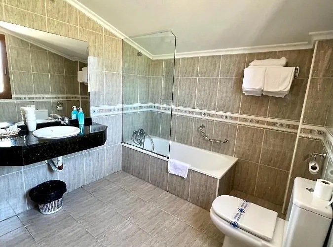 Maria Hotel Revilla De Camargo