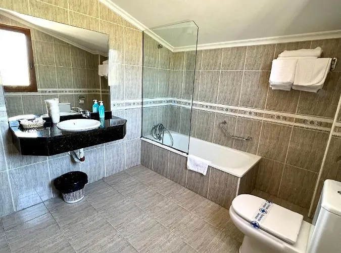 Maria 3* Revilla De Camargo