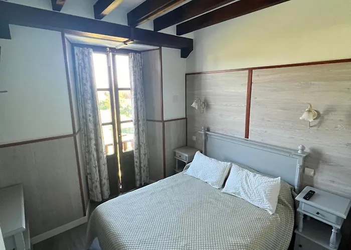 Hotel Maria Revilla De Camargo