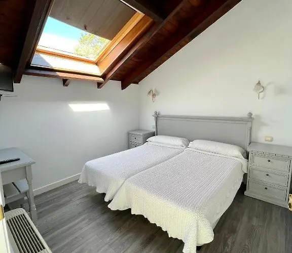 Hotel Maria Revilla De Camargo